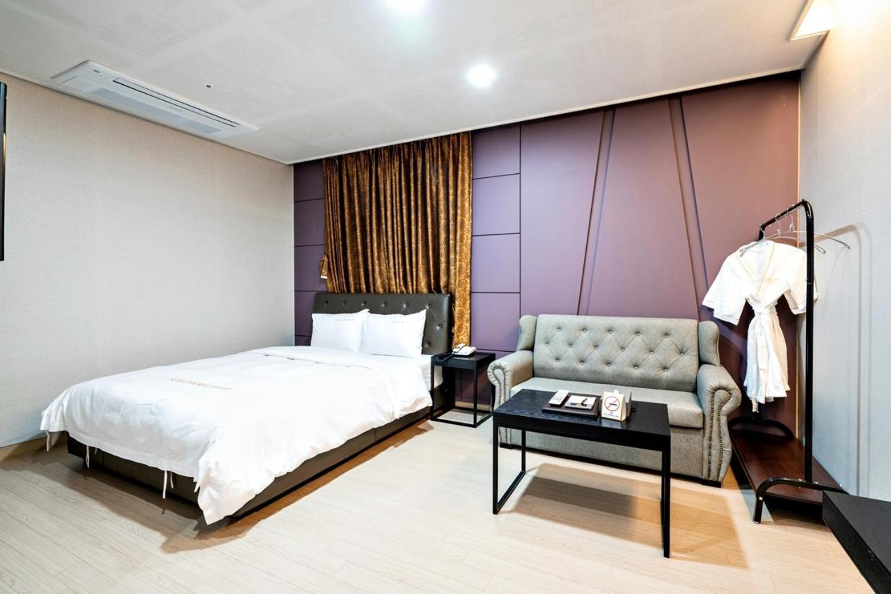 Siheung Seoul Tourist Hotel Exterior foto