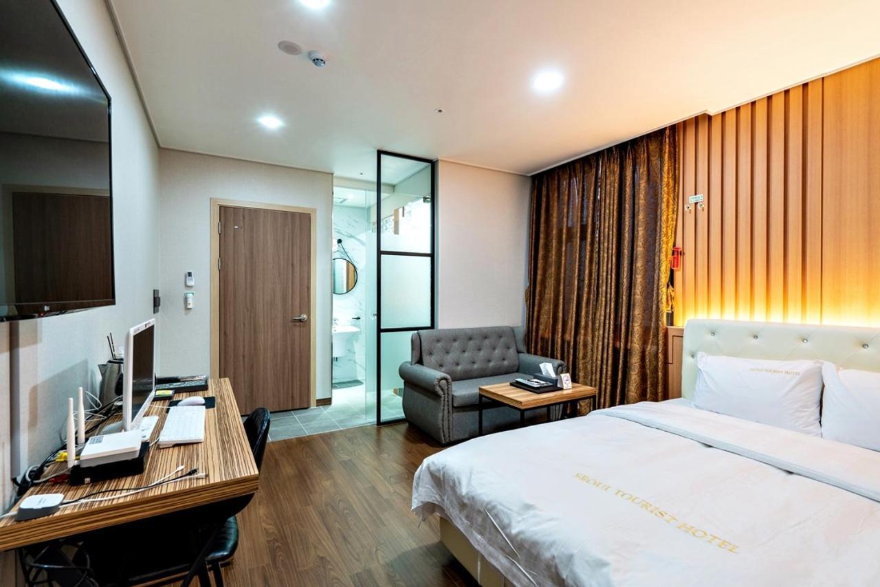 Siheung Seoul Tourist Hotel Exterior foto