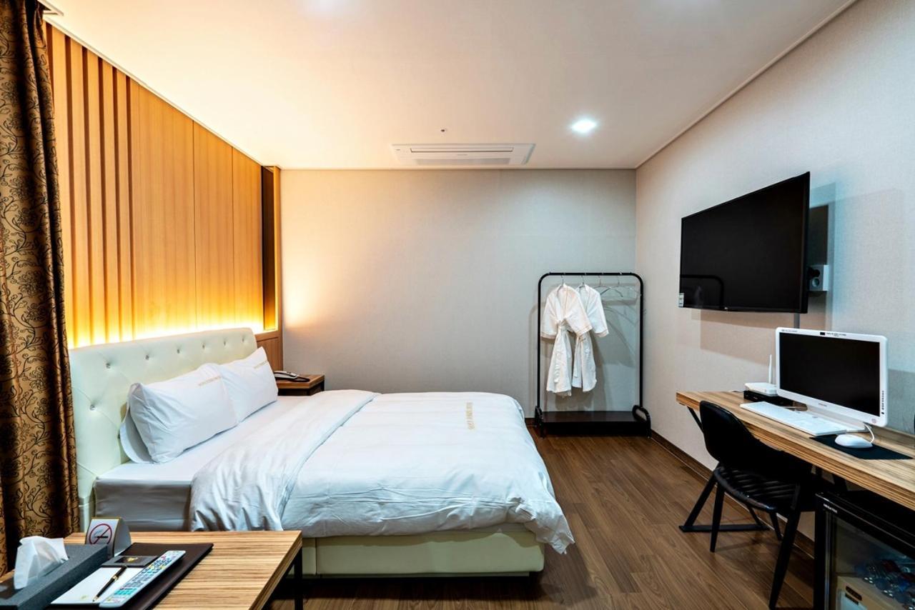 Siheung Seoul Tourist Hotel Exterior foto